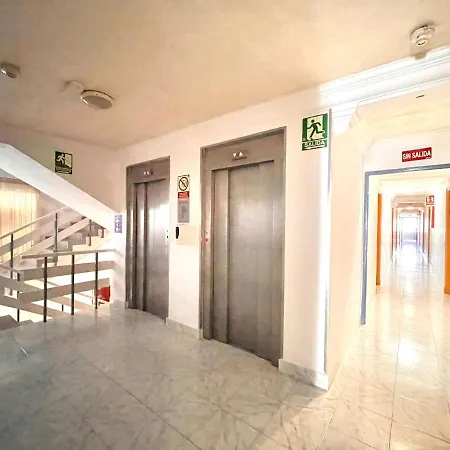 Estudo Piso Alto, Wifi, A La Pocos Metros De La Playa Jardin En Puerto De La Cruz 아파트 푸에르토 드 라 크루즈